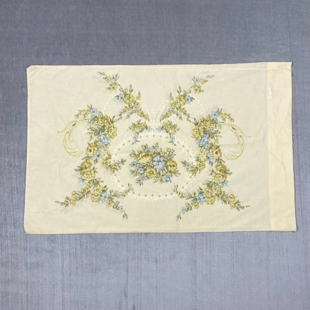 Vtg JP Stevens Tastemaker Pillowcase 20x31‎ Standard Queen Muslin Floral Cottage
